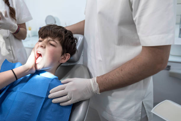 Best Emergency Dental Extractions in Lake Camelot, WI